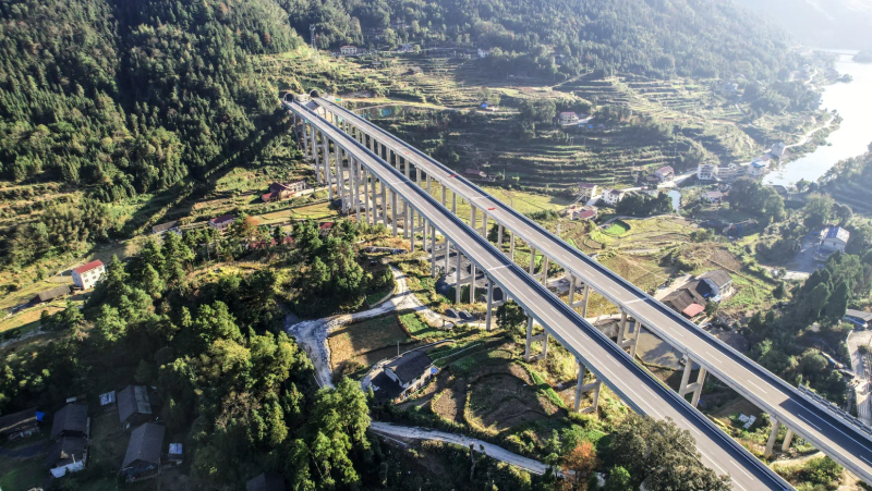 均为湖南省高速公路集团有限公司供图