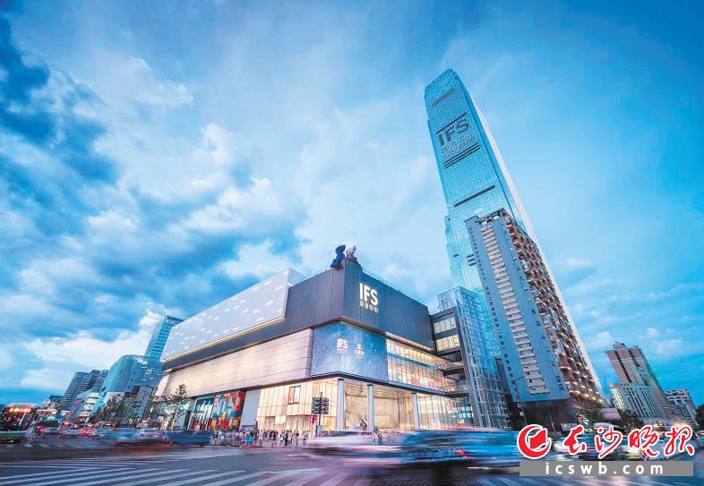 在全国旅游市场中，芙蓉区持续展现出强劲的竞争力与吸引力，成为广大游客心中的“诗与远方”。资料图片