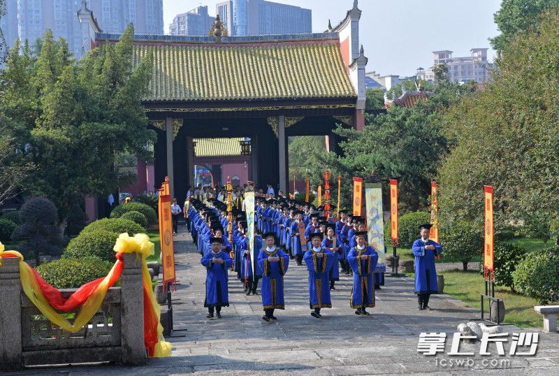 Photo by Wang Zhiwei from Changsha Evening News