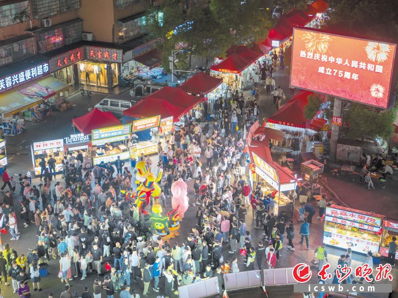 Photo by Deng Di from Changsha Evening News