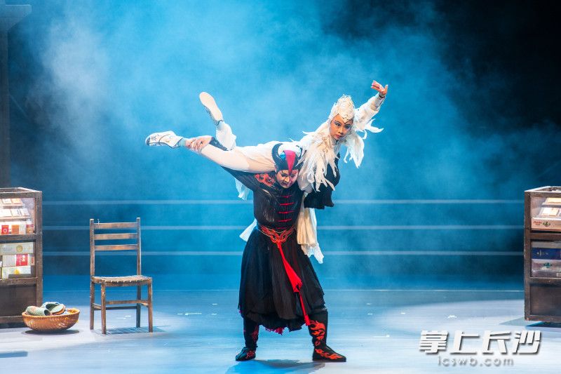 Photo by Guo Yudi from Changsha Evening News.