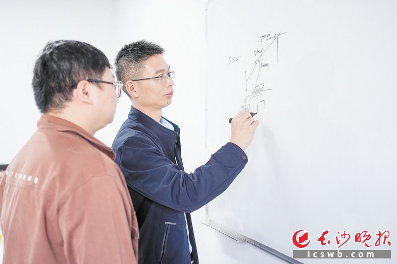 Photo by He Wenrui from Changsha Evening News.