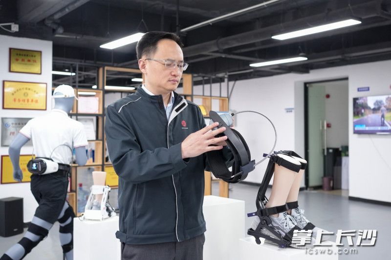 Photo by He Wenrui from Changsha Evening News.