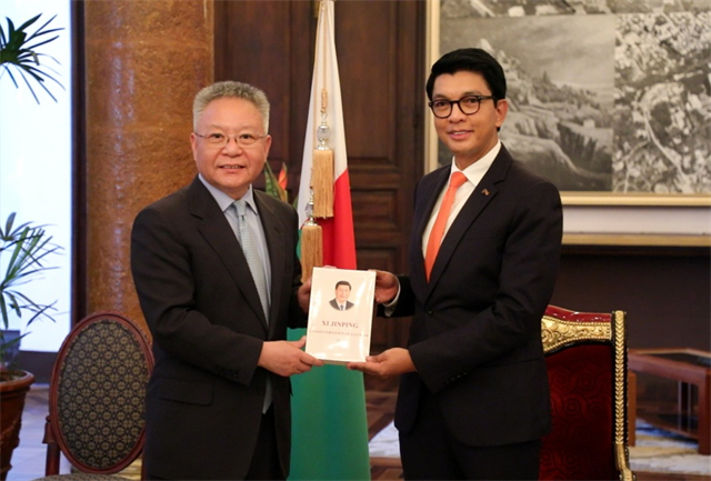 On December 6, Secretary Shen Xiaoming held talks with Madagascan President Andry Nirina Rajoelina.