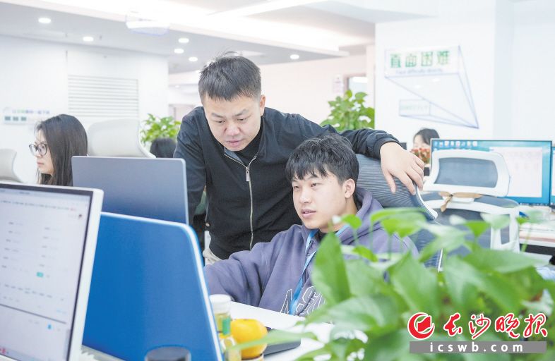 Photo by He Wenrui from Changsha Evening News.