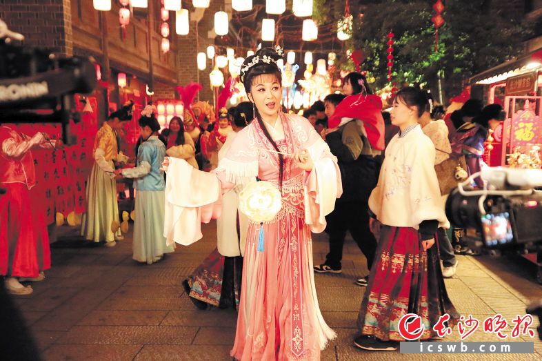 梅花奖得主袁媛参演湖南戏曲春晚。湖南卫视供图