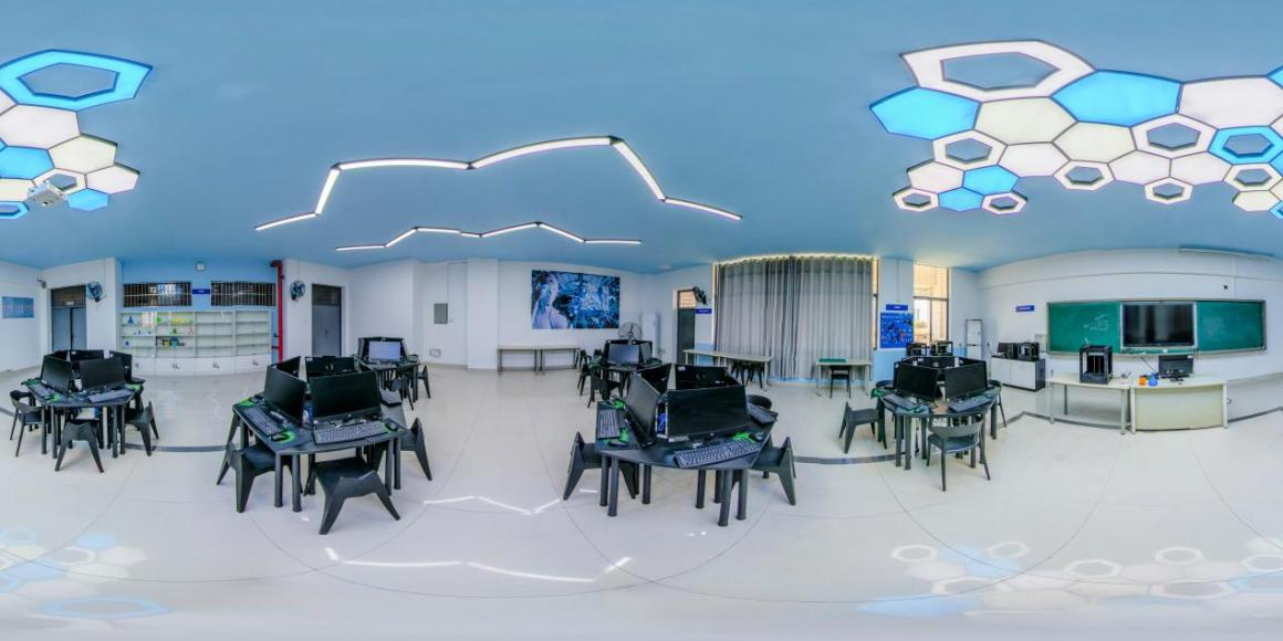 现代化3D打印教室和精彩的3D打印课程，让学生的创造力和想象力不断提升。
