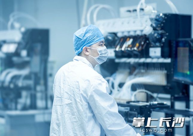黄花综保区积极探索“保税研发+未来医学”特色型综保区建设，落地一批生物医药企业。星沙时报全媒体记者 章帝 摄