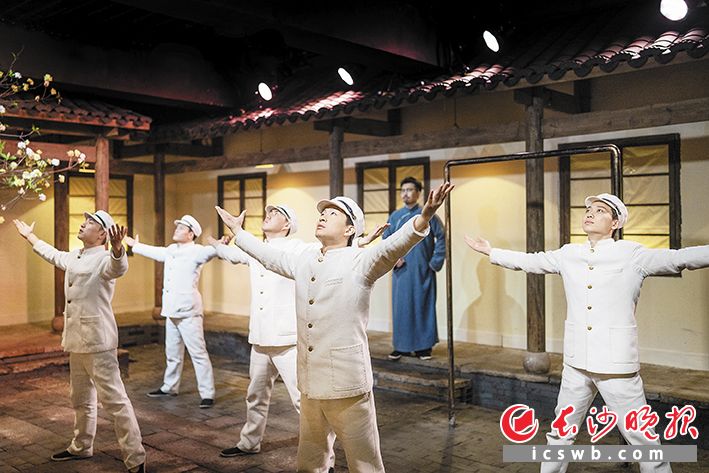 《恰同学少年》沉浸式演艺。
