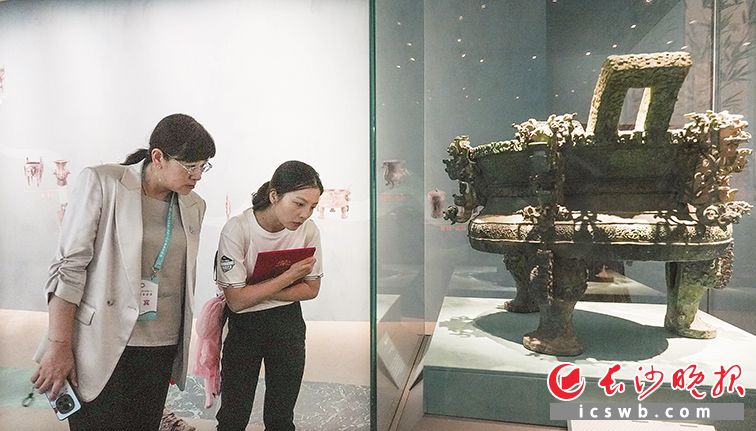 “不尽长江滚滚来——长江与中华文明展”主题展览2025年在长沙博物馆展出。