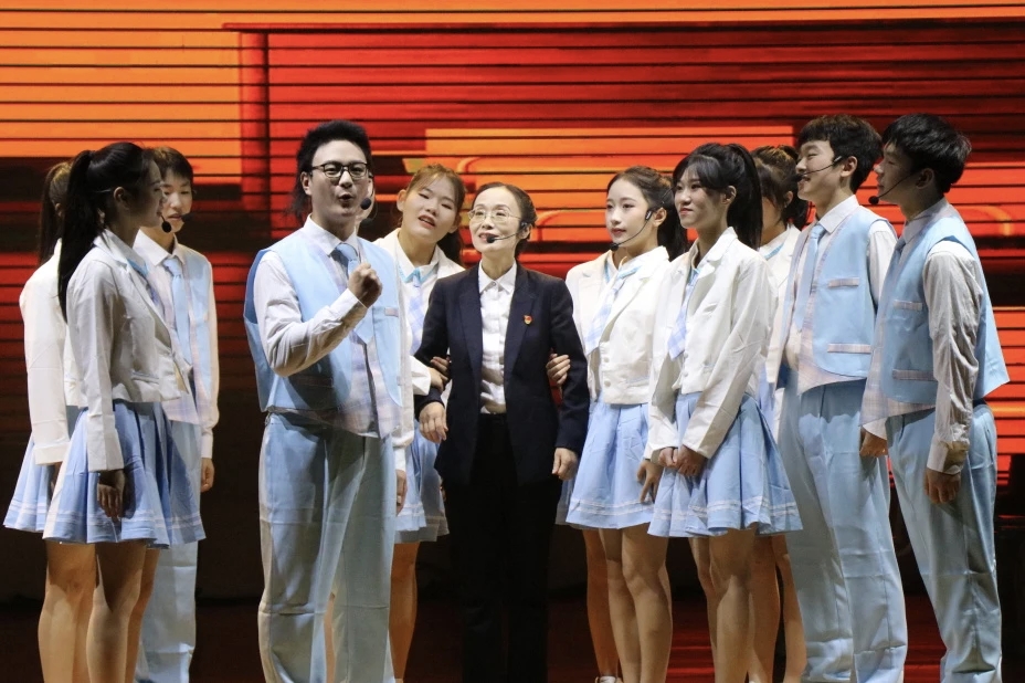 “先锋故事会”